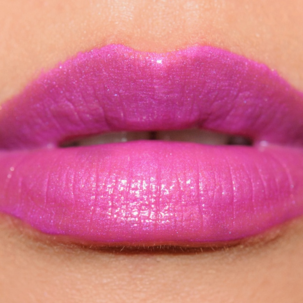 Too Faced "Melted Metallic Violet" liquid lipstick